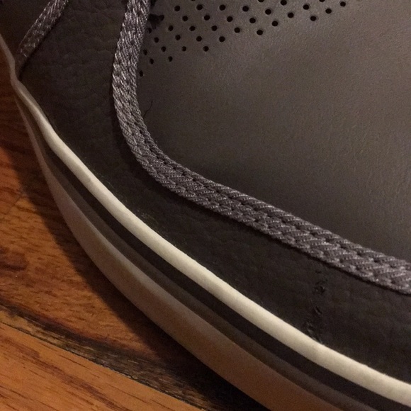 Men’s Adidas sneakers